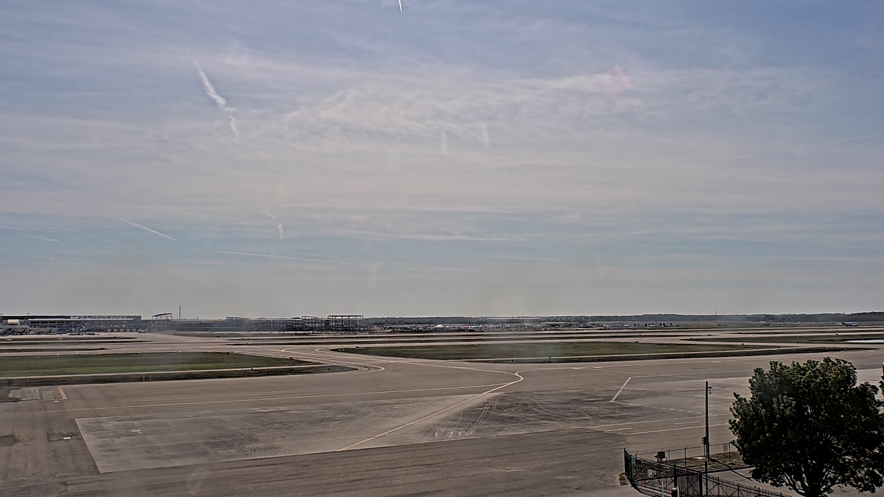 Thumbnail for current weather camera view from PrivateSky (R) Aviation Services Inc. in Fort Myers, Florida