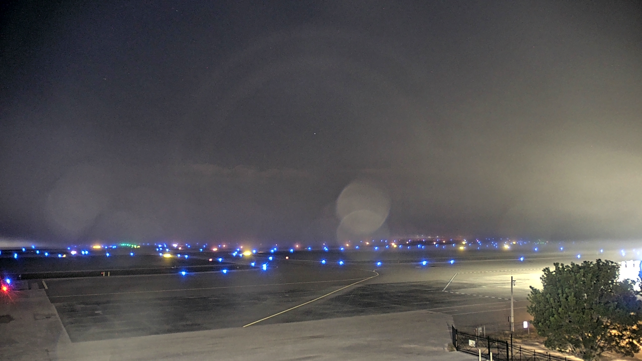 Thumbnail for current weather camera view from PrivateSky (R) Aviation Services Inc. in Fort Myers, Florida