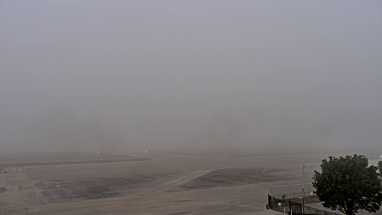 Thumbnail for current weather camera view from PrivateSky (R) Aviation Services Inc. in Fort Myers, Florida