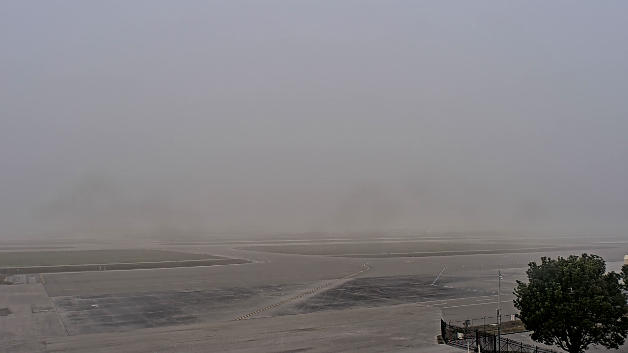 Thumbnail for current weather camera view from PrivateSky (R) Aviation Services Inc. in Fort Myers, Florida