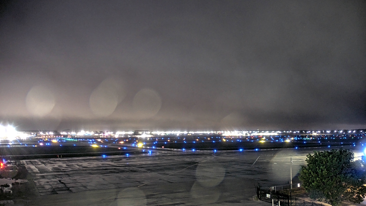 Thumbnail for current weather camera view from PrivateSky (R) Aviation Services Inc. in Fort Myers, Florida