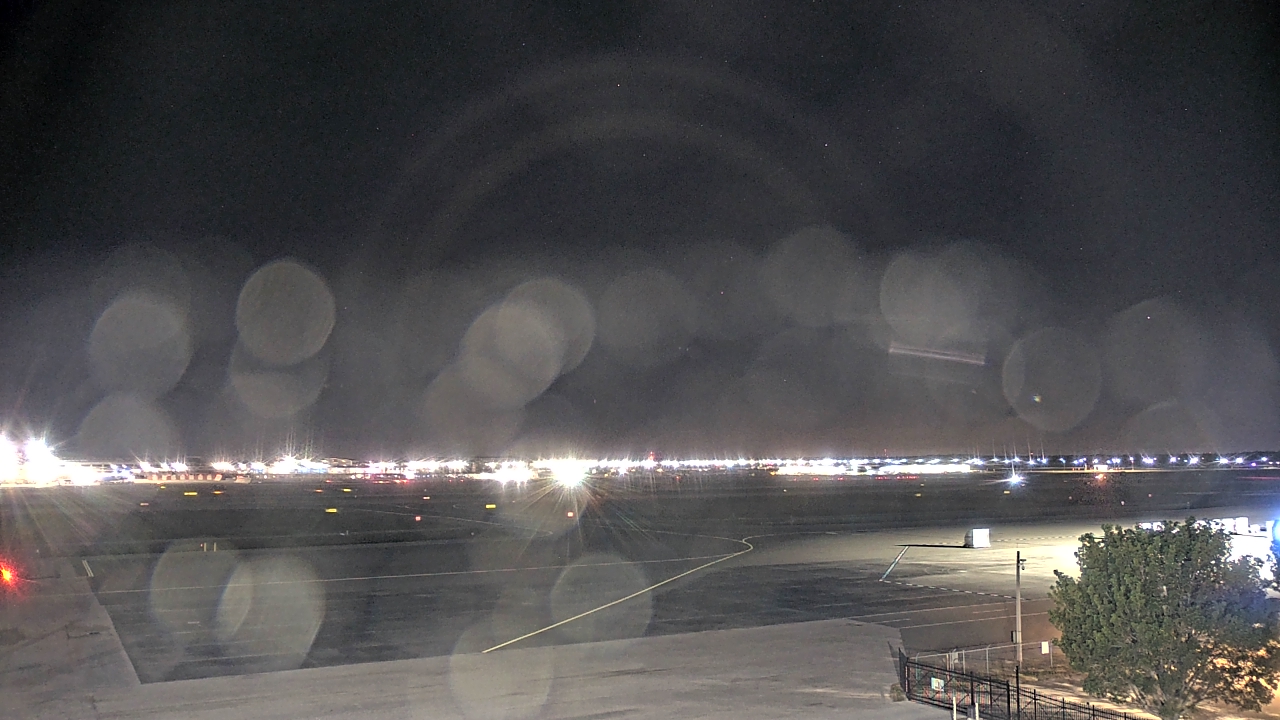 Thumbnail for current weather camera view from PrivateSky (R) Aviation Services Inc. in Fort Myers, Florida