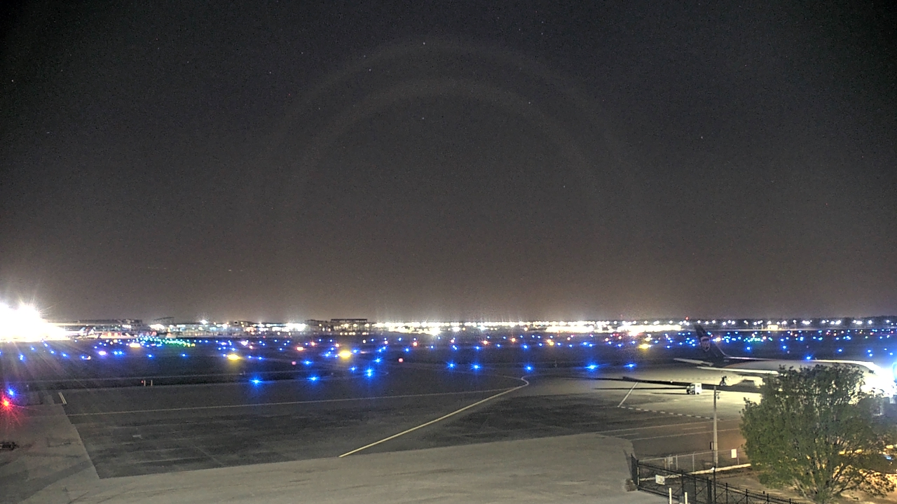 Thumbnail for current weather camera view from PrivateSky (R) Aviation Services Inc. in Fort Myers, Florida