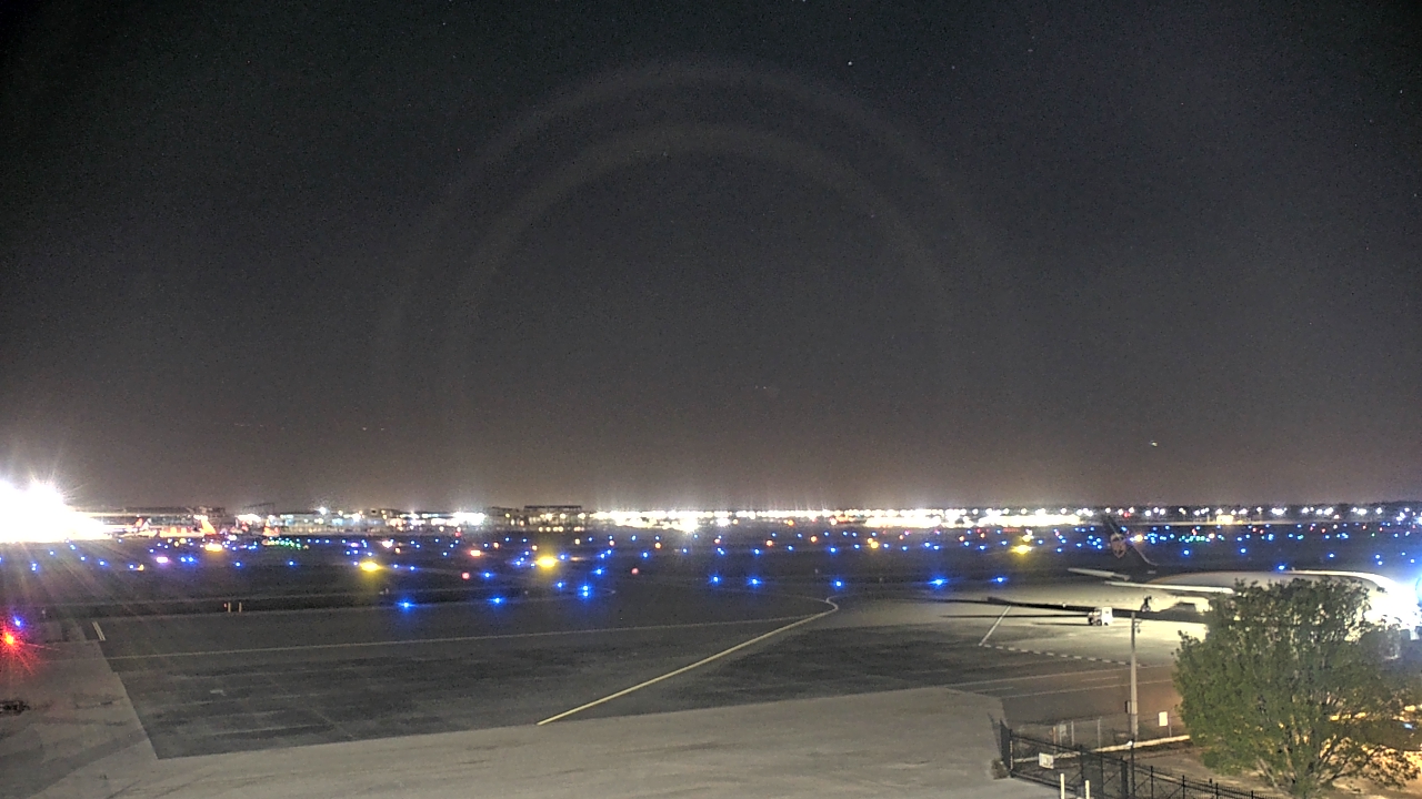 Thumbnail for current weather camera view from PrivateSky (R) Aviation Services Inc. in Fort Myers, Florida