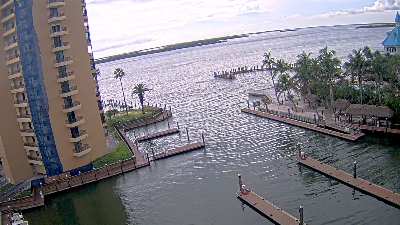 Thumbnail for current weather camera view from Sanibel Harbour Yacht Club in Punta Rassa, Florida