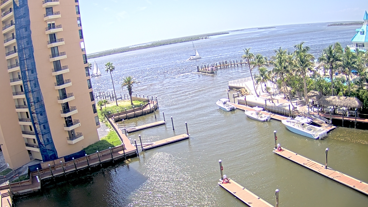 Thumbnail for current weather camera view from Sanibel Harbour Yacht Club in Punta Rassa, Florida