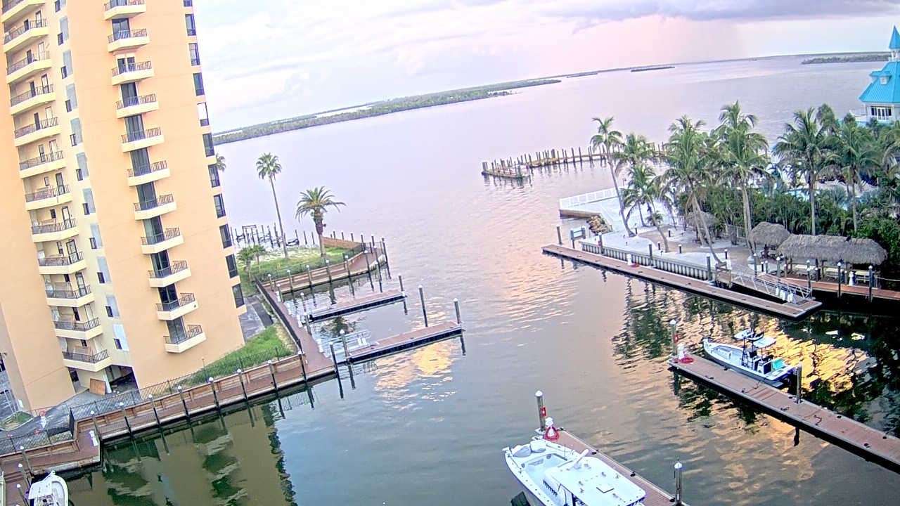 Thumbnail for current weather camera view from Sanibel Harbour Yacht Club in Punta Rassa, Florida