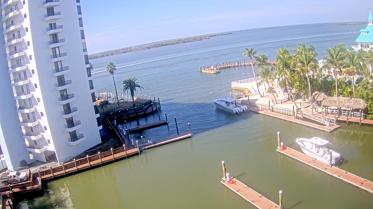 Thumbnail for current weather camera view from Sanibel Harbour Yacht Club in Punta Rassa, Florida
