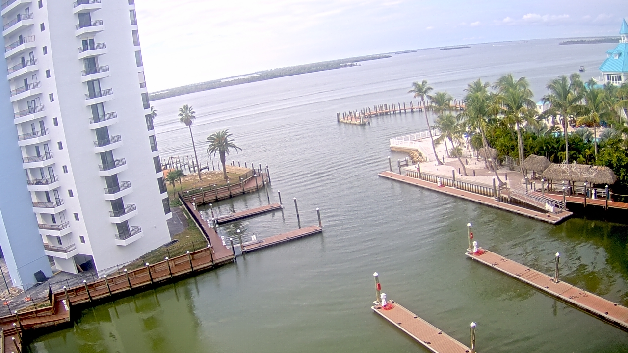 Thumbnail for current weather camera view from Sanibel Harbour Yacht Club in Punta Rassa, Florida