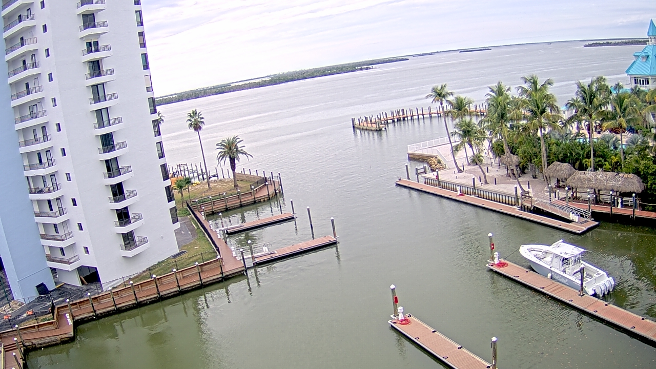 Thumbnail for current weather camera view from Sanibel Harbour Yacht Club in Punta Rassa, Florida