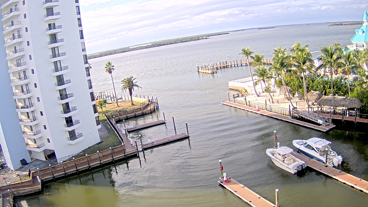 Thumbnail for current weather camera view from Sanibel Harbour Yacht Club in Punta Rassa, Florida