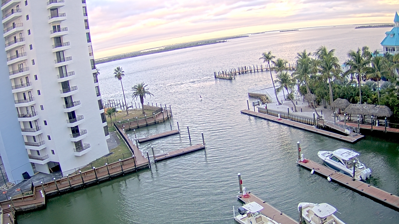 Thumbnail for current weather camera view from Sanibel Harbour Yacht Club in Punta Rassa, Florida