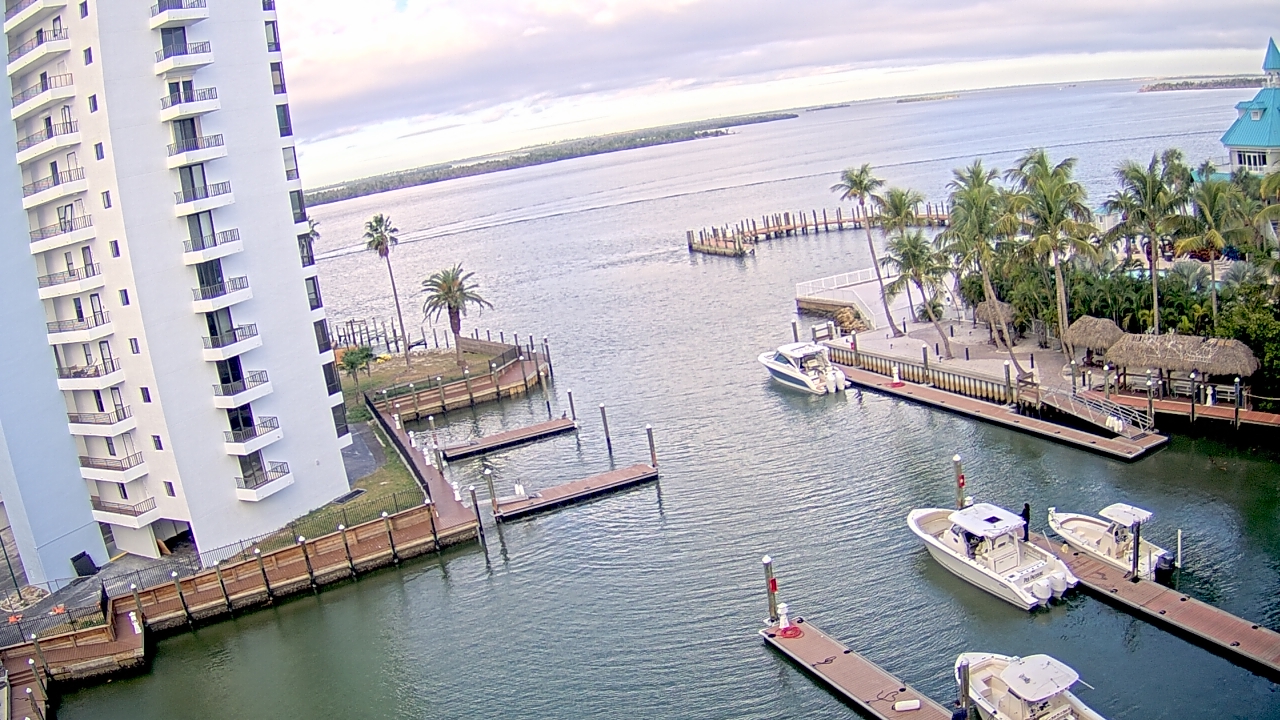 Thumbnail for current weather camera view from Sanibel Harbour Yacht Club in Punta Rassa, Florida