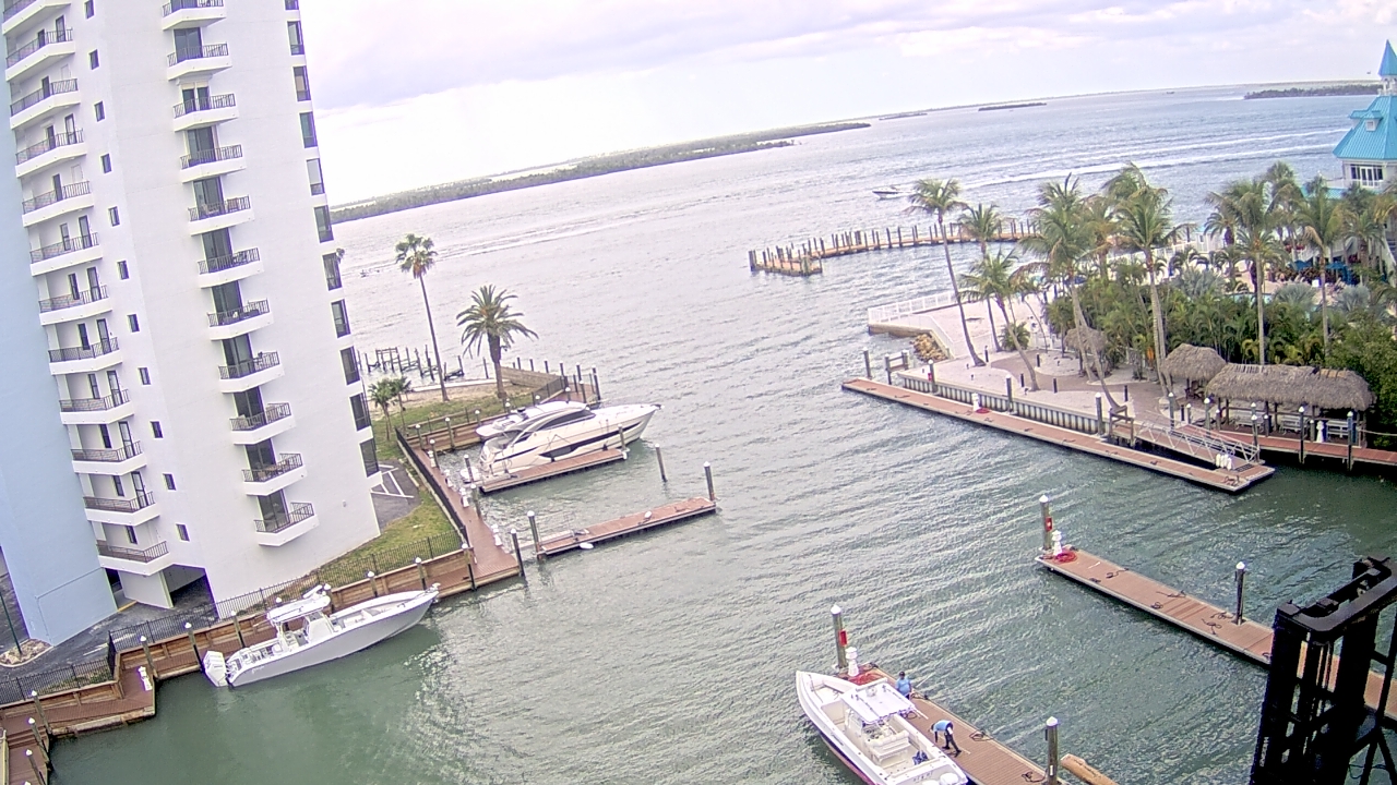 Thumbnail for current weather camera view from Sanibel Harbour Yacht Club in Punta Rassa, Florida