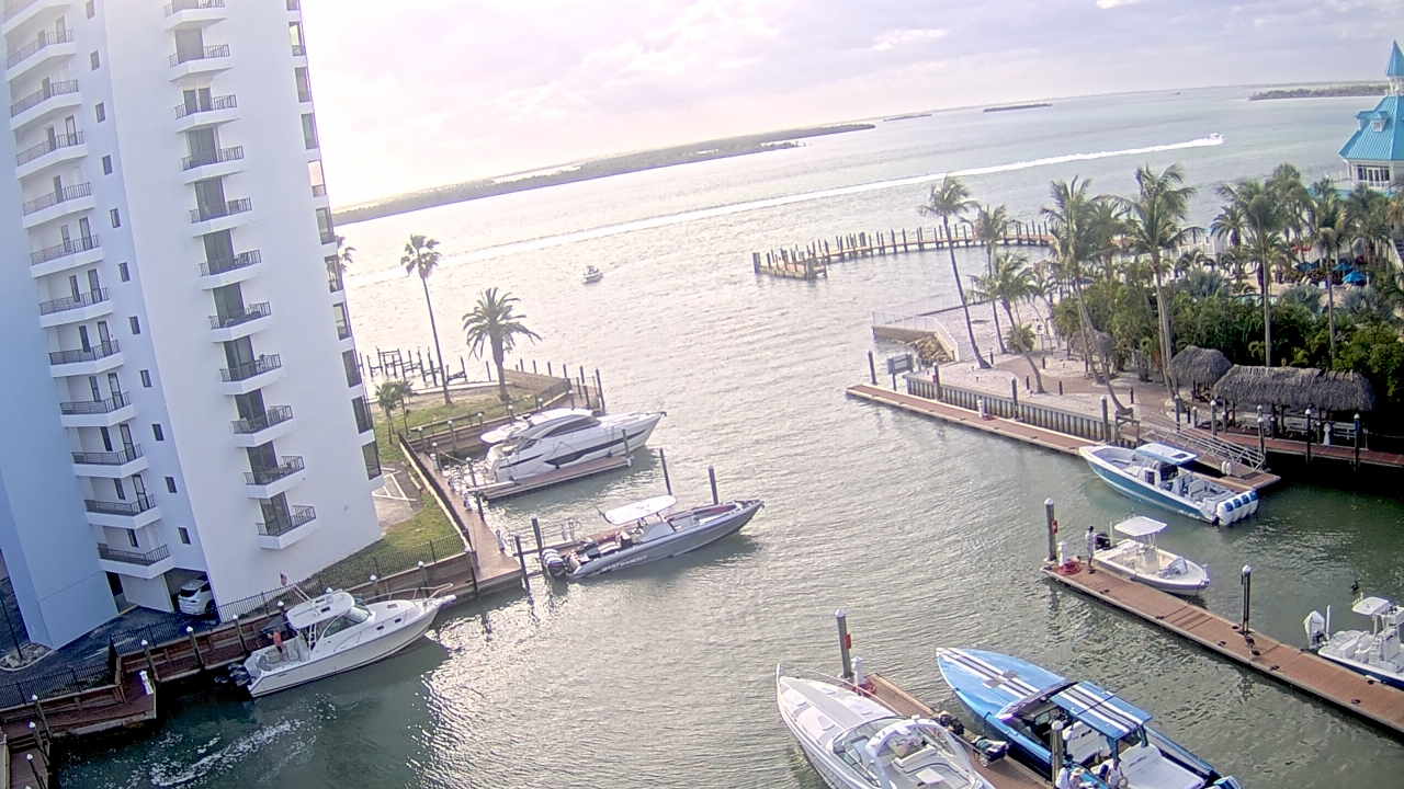 Thumbnail for current weather camera view from Sanibel Harbour Yacht Club in Punta Rassa, Florida