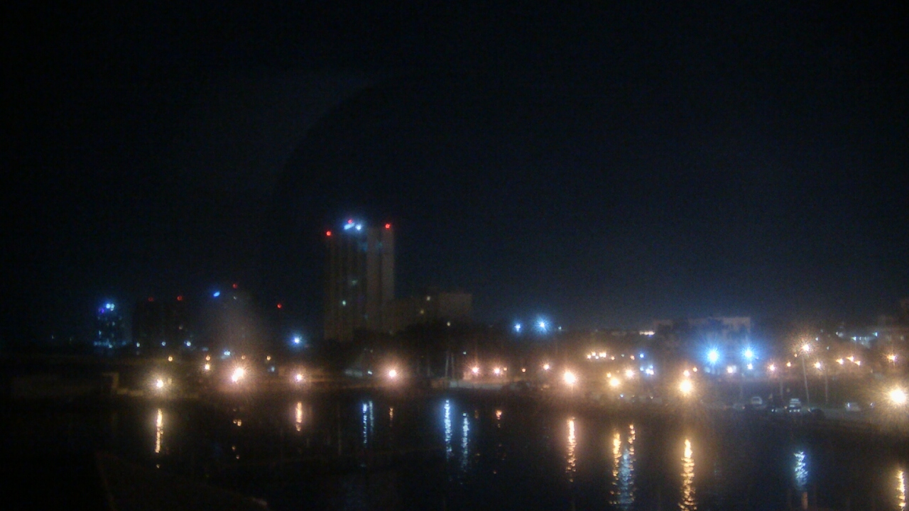 Thumbnail for current weather camera view from River District in Fort Myers, Florida