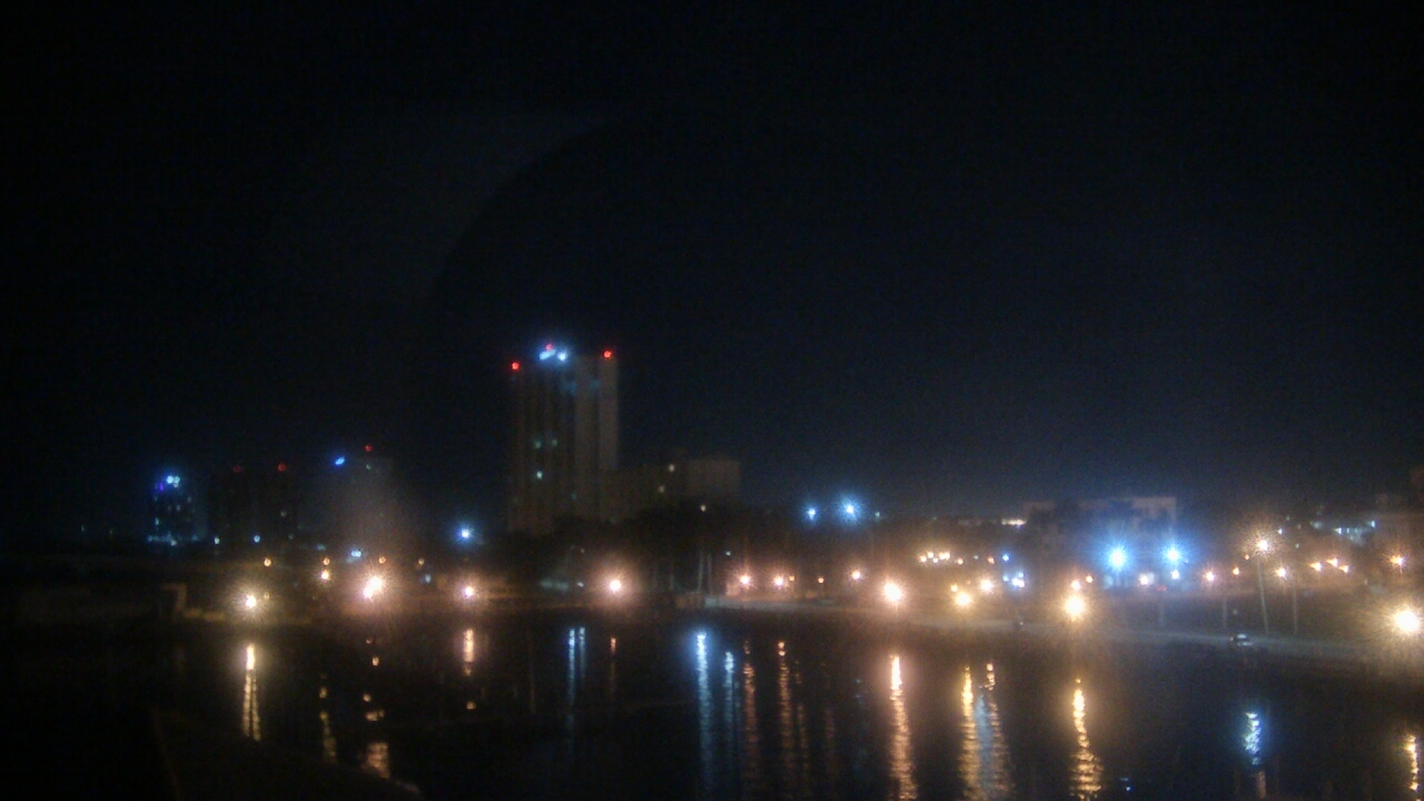 Thumbnail for current weather camera view from River District in Fort Myers, Florida