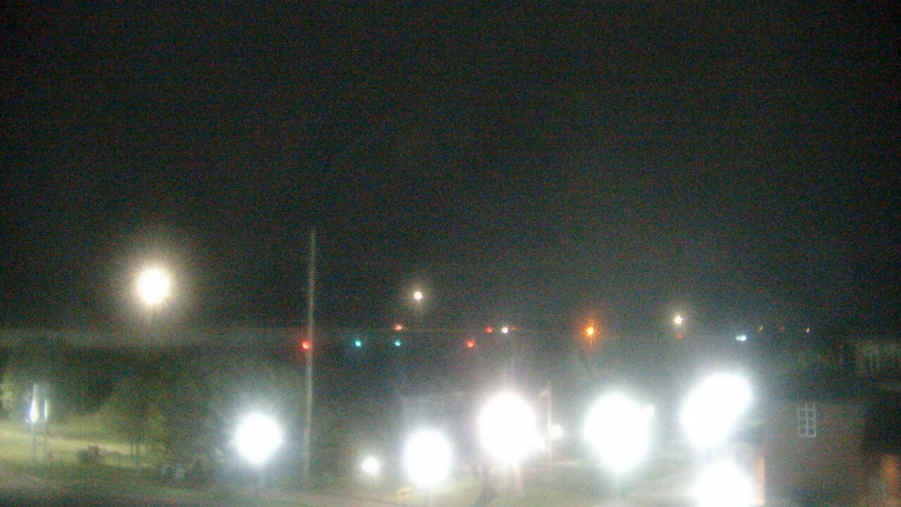 Thumbnail for current weather camera view from Miss Lauras in Fort Smith, Arkansas
