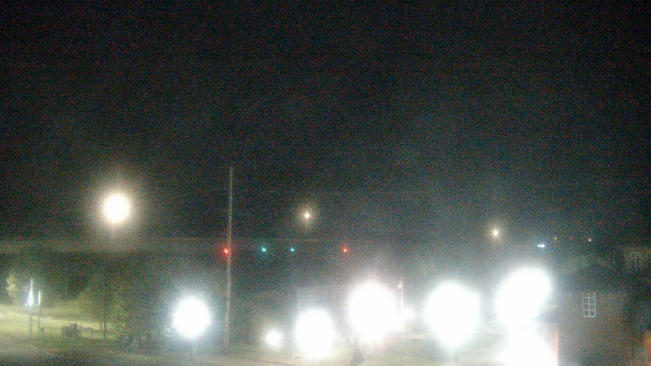 Thumbnail for current weather camera view from Miss Lauras in Fort Smith, Arkansas