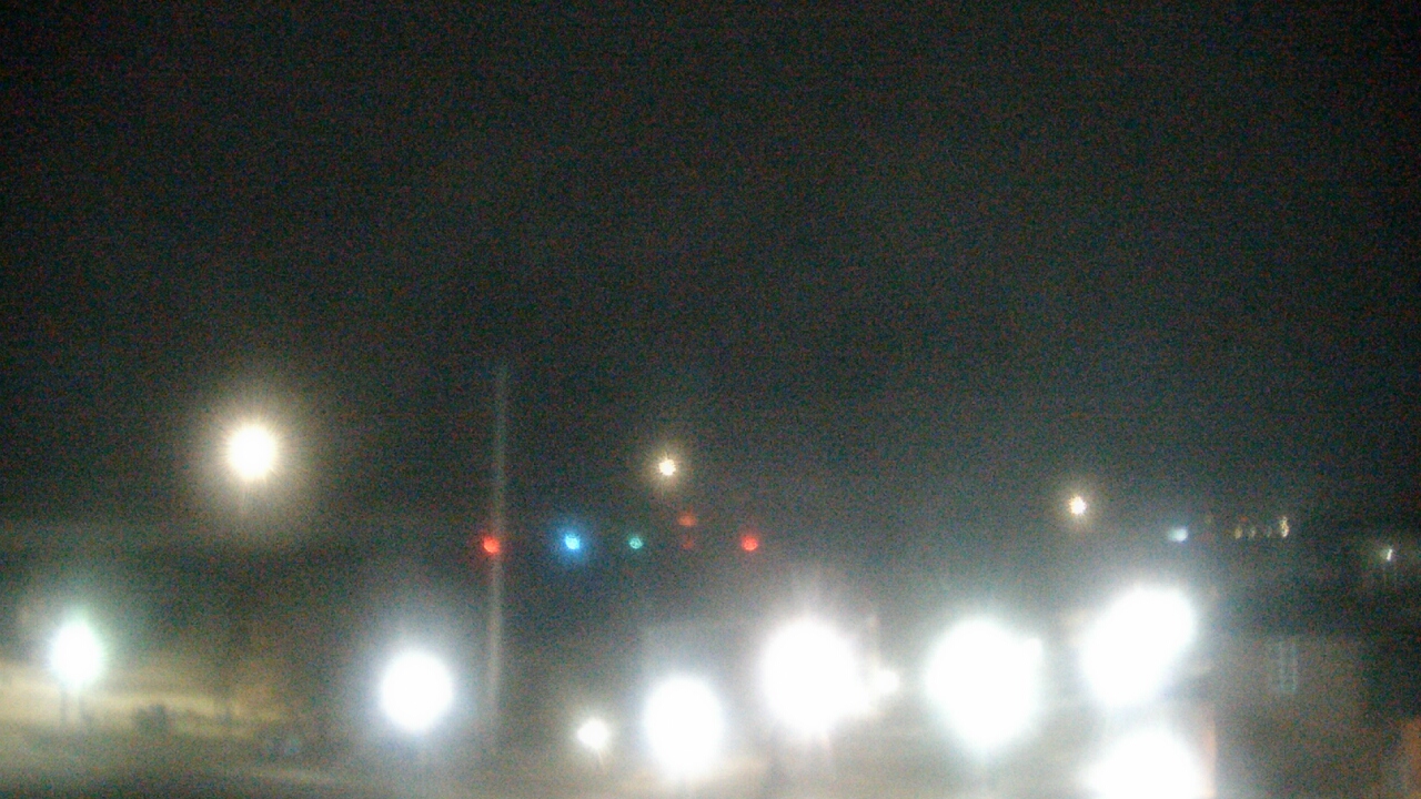 Thumbnail for current weather camera view from Miss Lauras in Fort Smith, Arkansas
