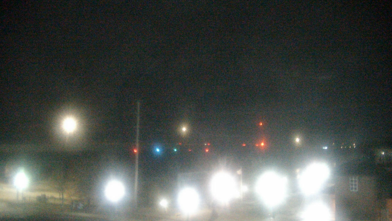 Thumbnail for current weather camera view from Miss Lauras in Fort Smith, Arkansas