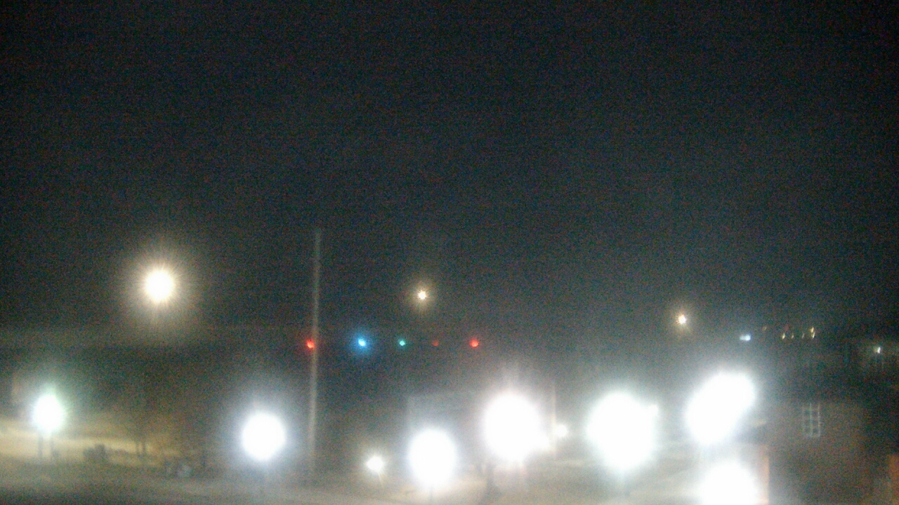 Thumbnail for current weather camera view from Miss Lauras in Fort Smith, Arkansas