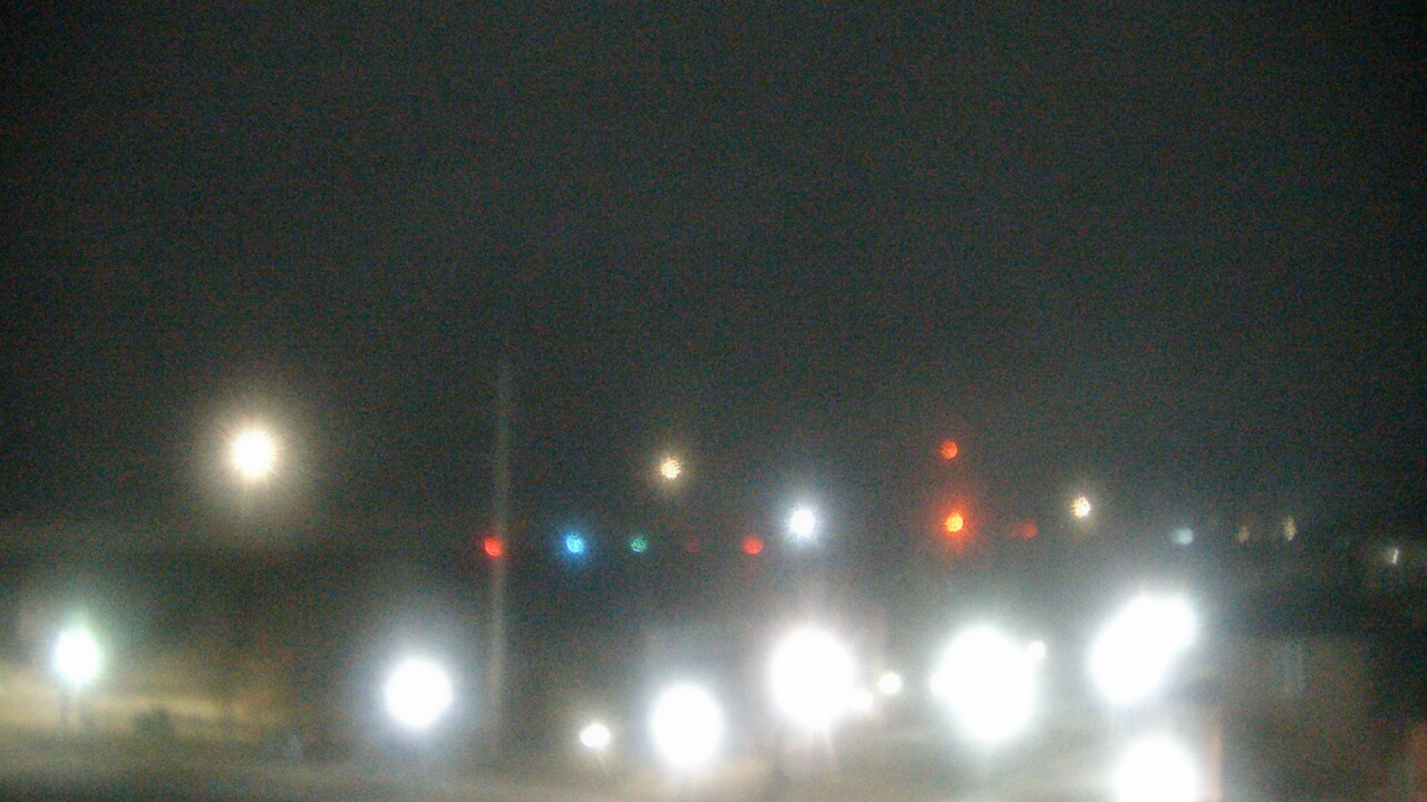 Thumbnail for current weather camera view from Miss Lauras in Fort Smith, Arkansas