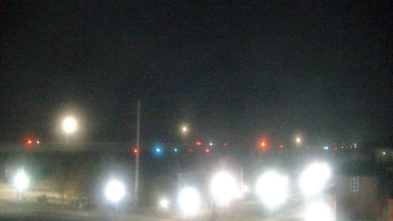 Thumbnail for current weather camera view from Miss Lauras in Fort Smith, Arkansas