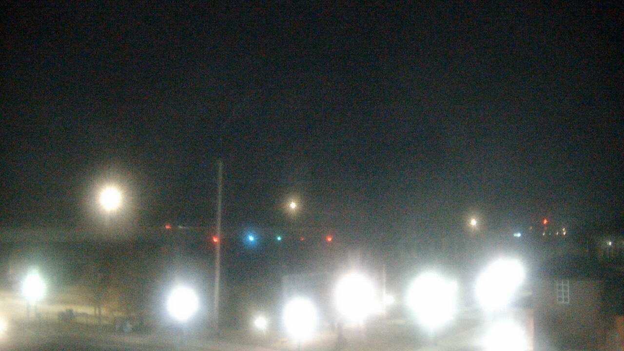 Thumbnail for current weather camera view from Miss Lauras in Fort Smith, Arkansas