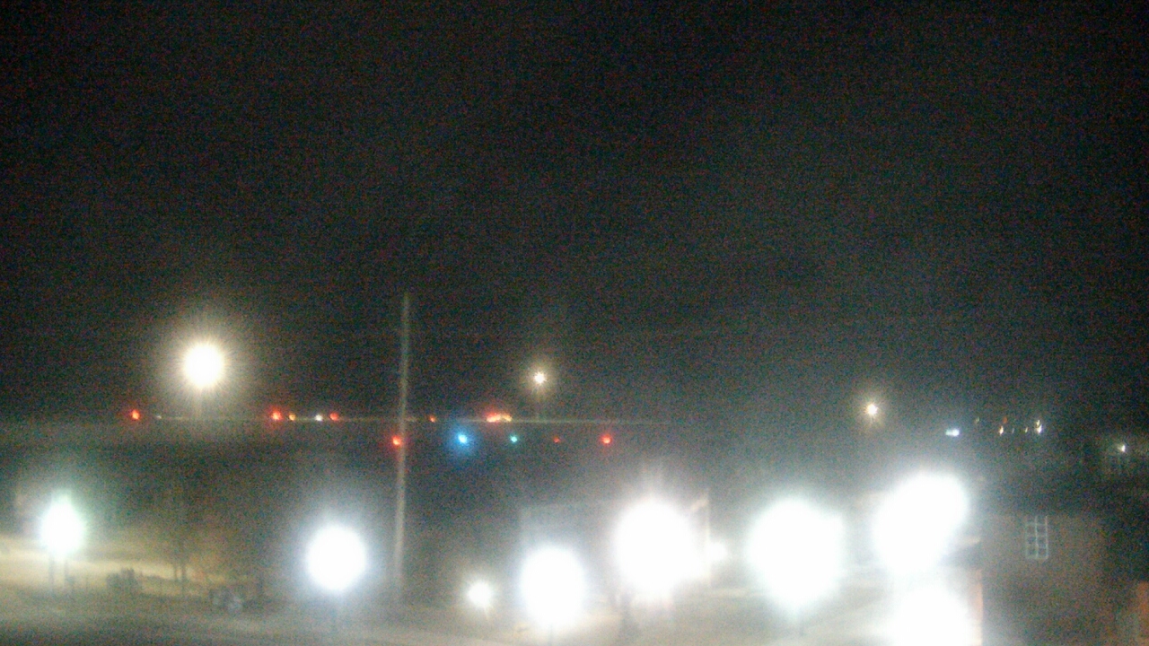 Thumbnail for current weather camera view from Miss Lauras in Fort Smith, Arkansas