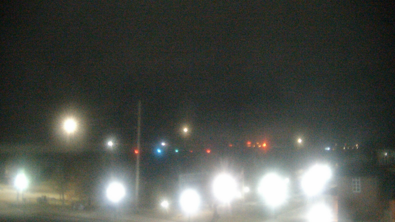 Thumbnail for current weather camera view from Miss Lauras in Fort Smith, Arkansas