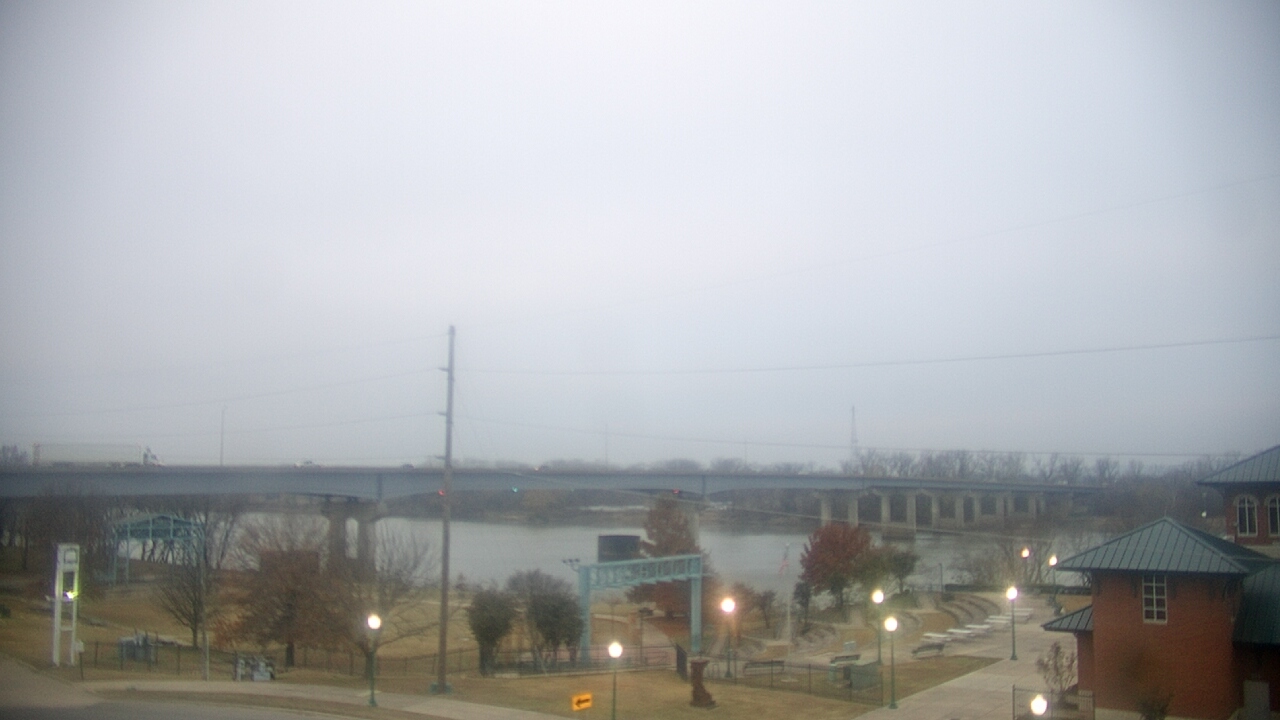 Thumbnail for current weather camera view from Miss Lauras in Fort Smith, Arkansas