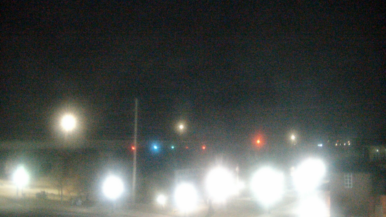 Thumbnail for current weather camera view from Miss Lauras in Fort Smith, Arkansas