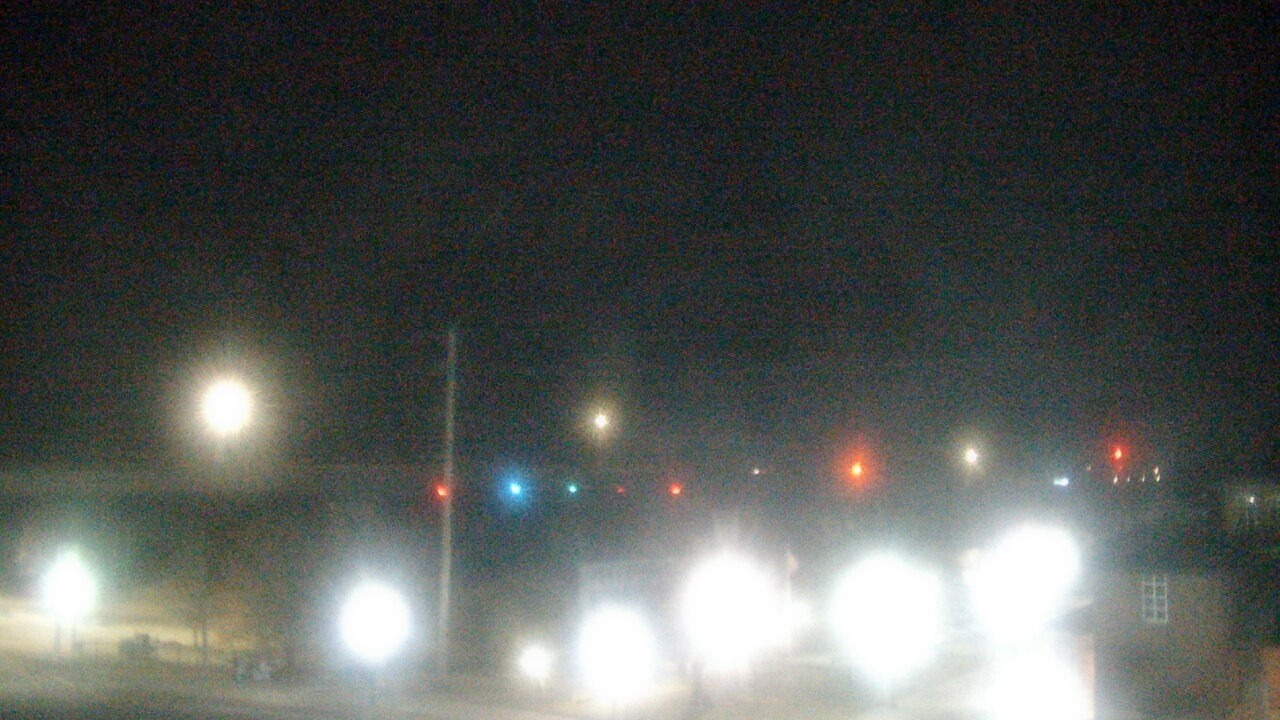 Thumbnail for current weather camera view from Miss Lauras in Fort Smith, Arkansas