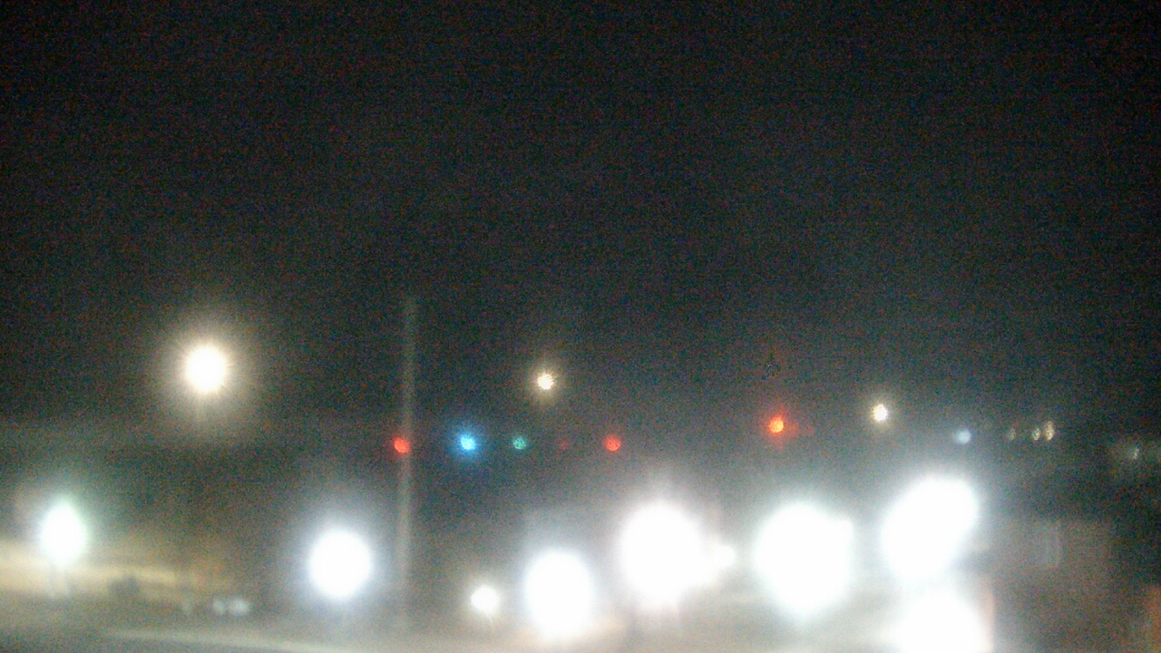 Thumbnail for current weather camera view from Miss Lauras in Fort Smith, Arkansas