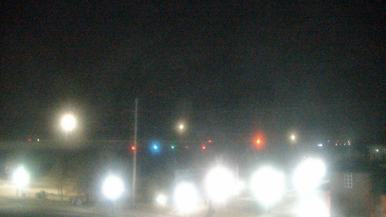 Thumbnail for current weather camera view from Miss Lauras in Fort Smith, Arkansas