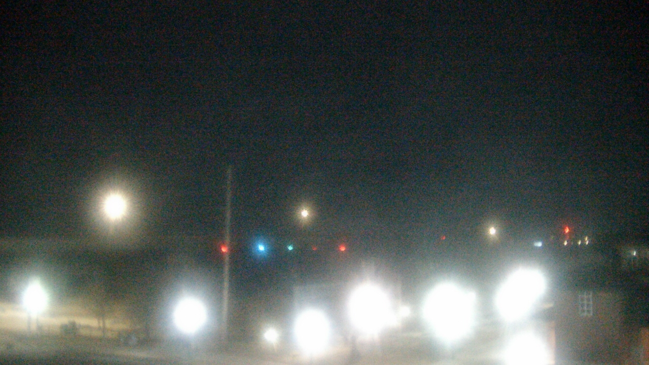 Thumbnail for current weather camera view from Miss Lauras in Fort Smith, Arkansas