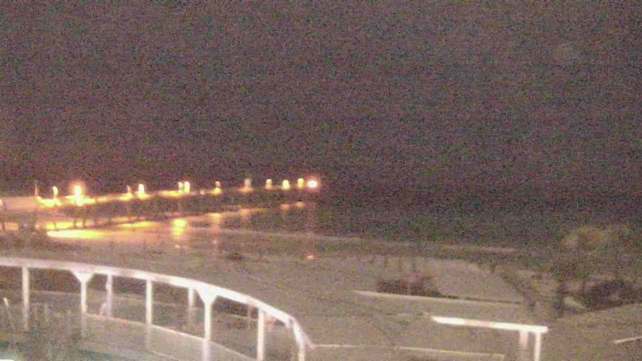 Thumbnail for current weather camera view from The Gulfarium in Fort Walton Beach, Florida