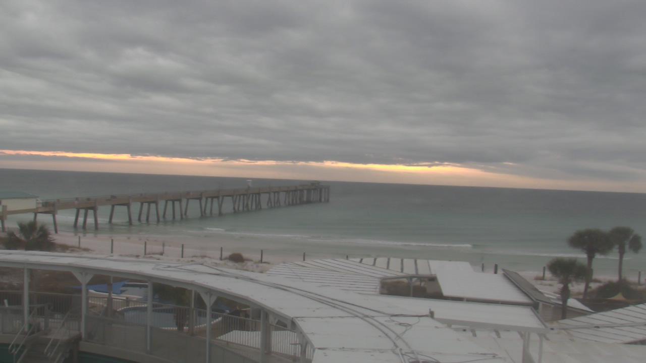 Thumbnail for current weather camera view from The Gulfarium in Fort Walton Beach, Florida