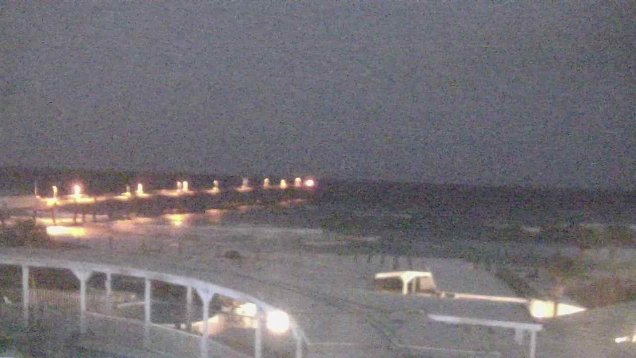 Thumbnail for current weather camera view from The Gulfarium in Fort Walton Beach, Florida