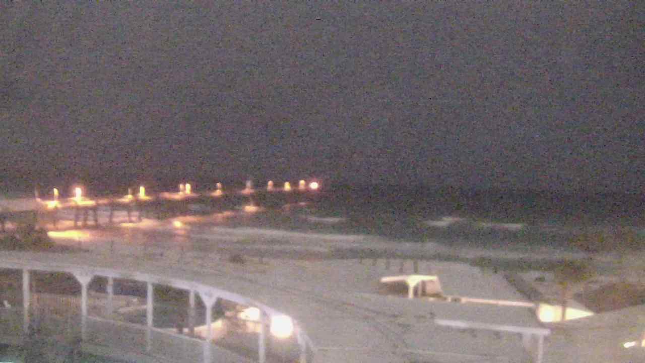 Thumbnail for current weather camera view from The Gulfarium in Fort Walton Beach, Florida