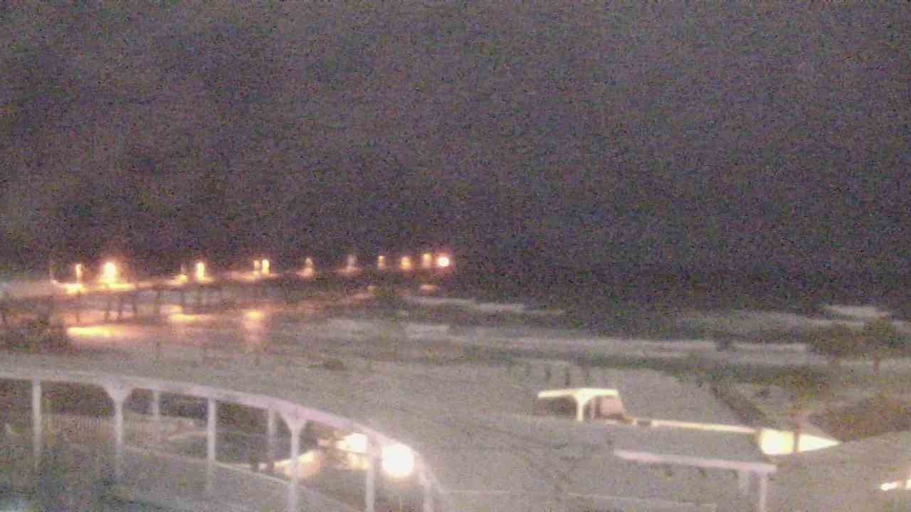 Thumbnail for current weather camera view from The Gulfarium in Fort Walton Beach, Florida