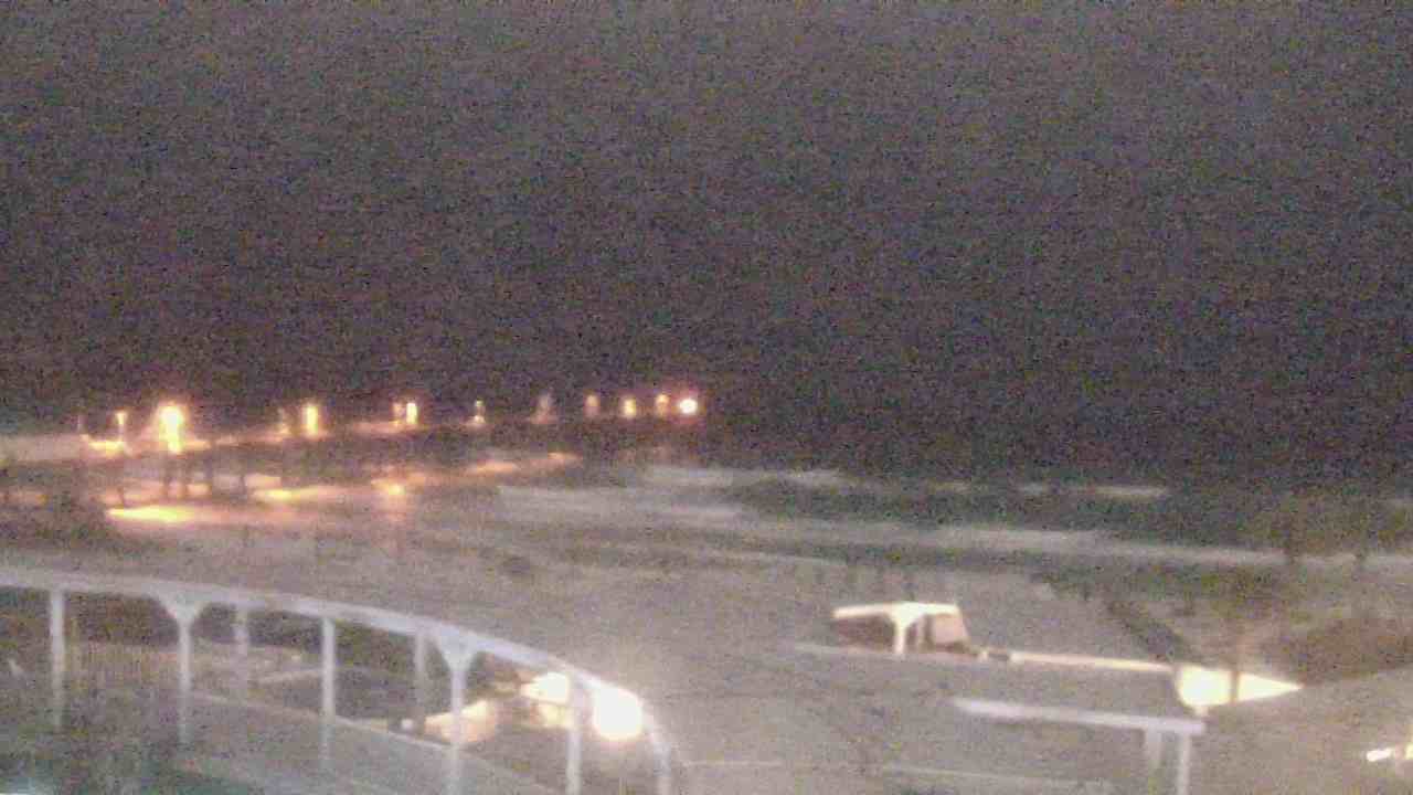 Thumbnail for current weather camera view from The Gulfarium in Fort Walton Beach, Florida