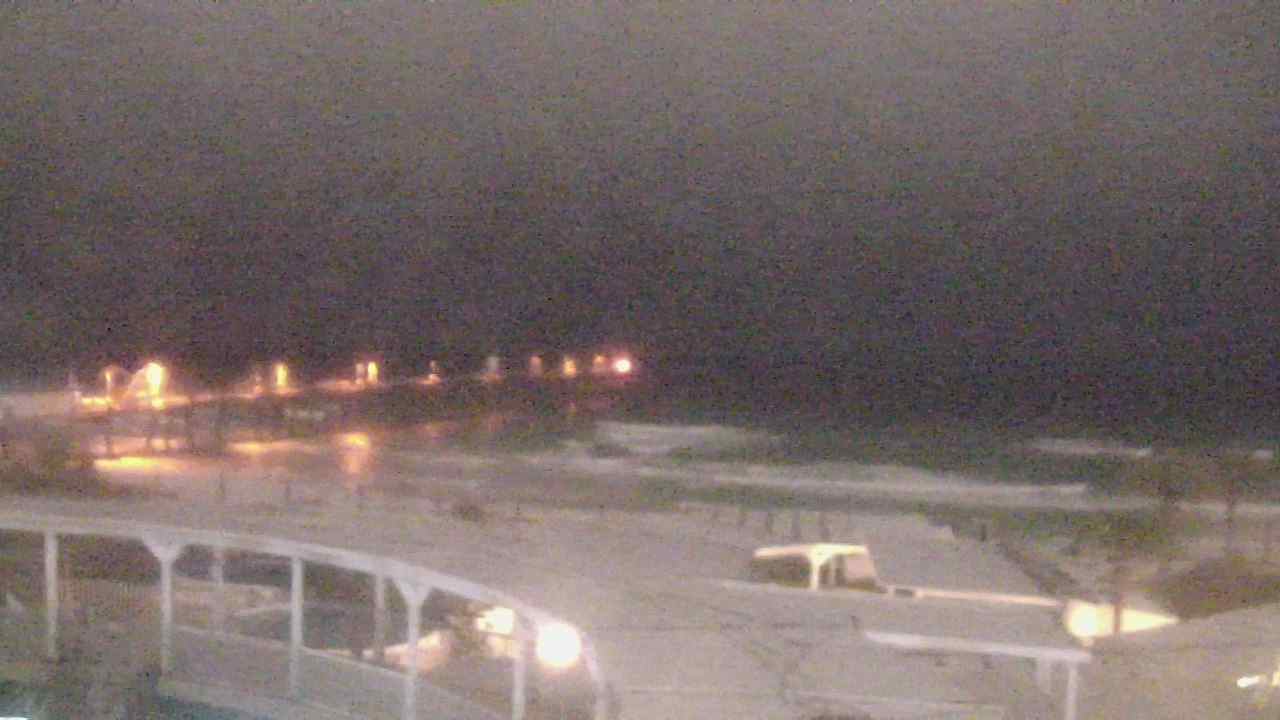 Thumbnail for current weather camera view from The Gulfarium in Fort Walton Beach, Florida