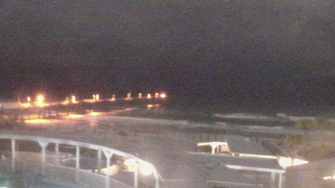 Thumbnail for current weather camera view from The Gulfarium in Fort Walton Beach, Florida
