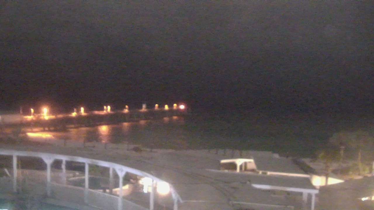 Thumbnail for current weather camera view from The Gulfarium in Fort Walton Beach, Florida