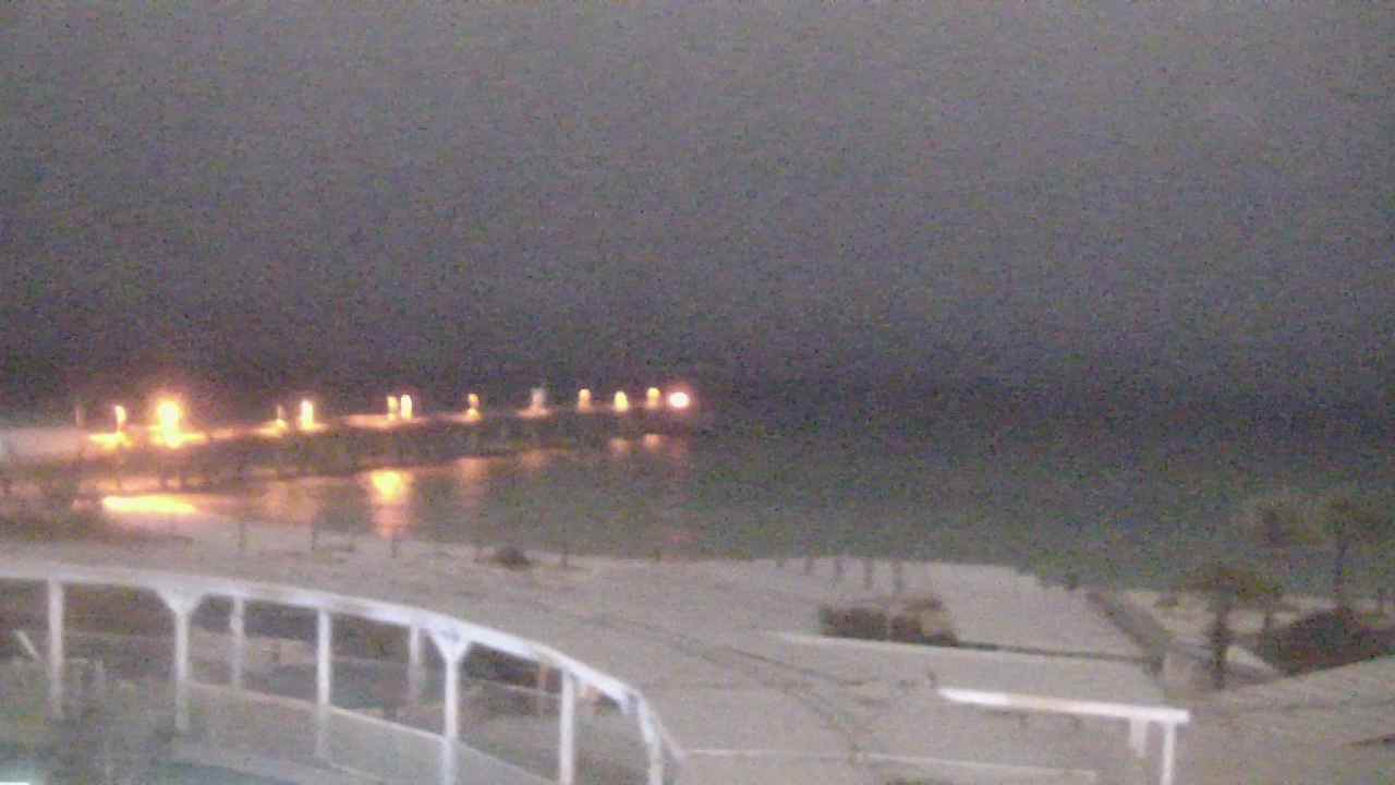 Thumbnail for current weather camera view from The Gulfarium in Fort Walton Beach, Florida