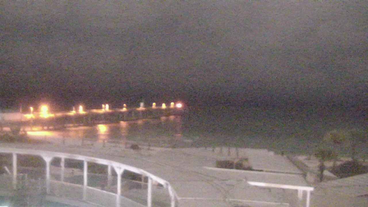 Thumbnail for current weather camera view from The Gulfarium in Fort Walton Beach, Florida