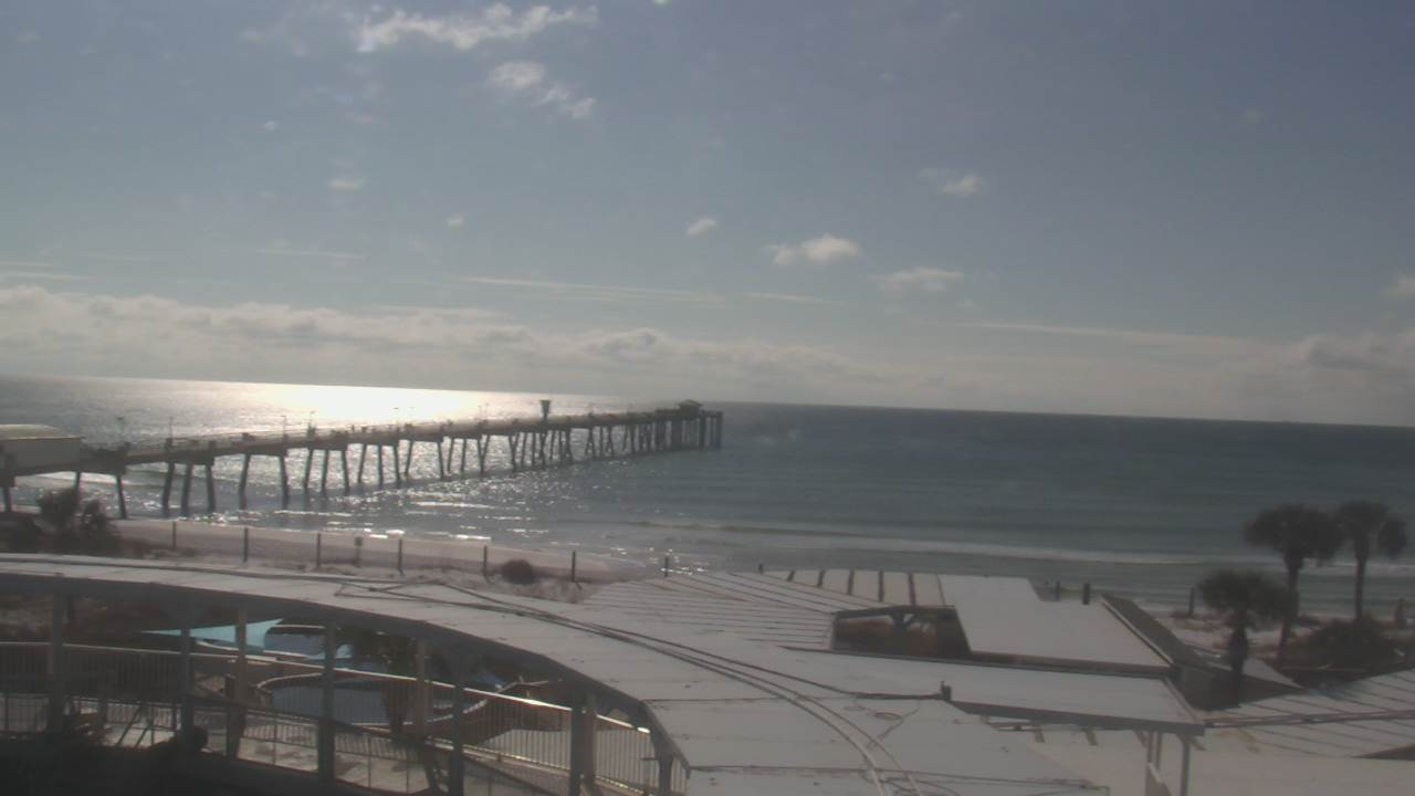 Thumbnail for current weather camera view from The Gulfarium in Fort Walton Beach, Florida
