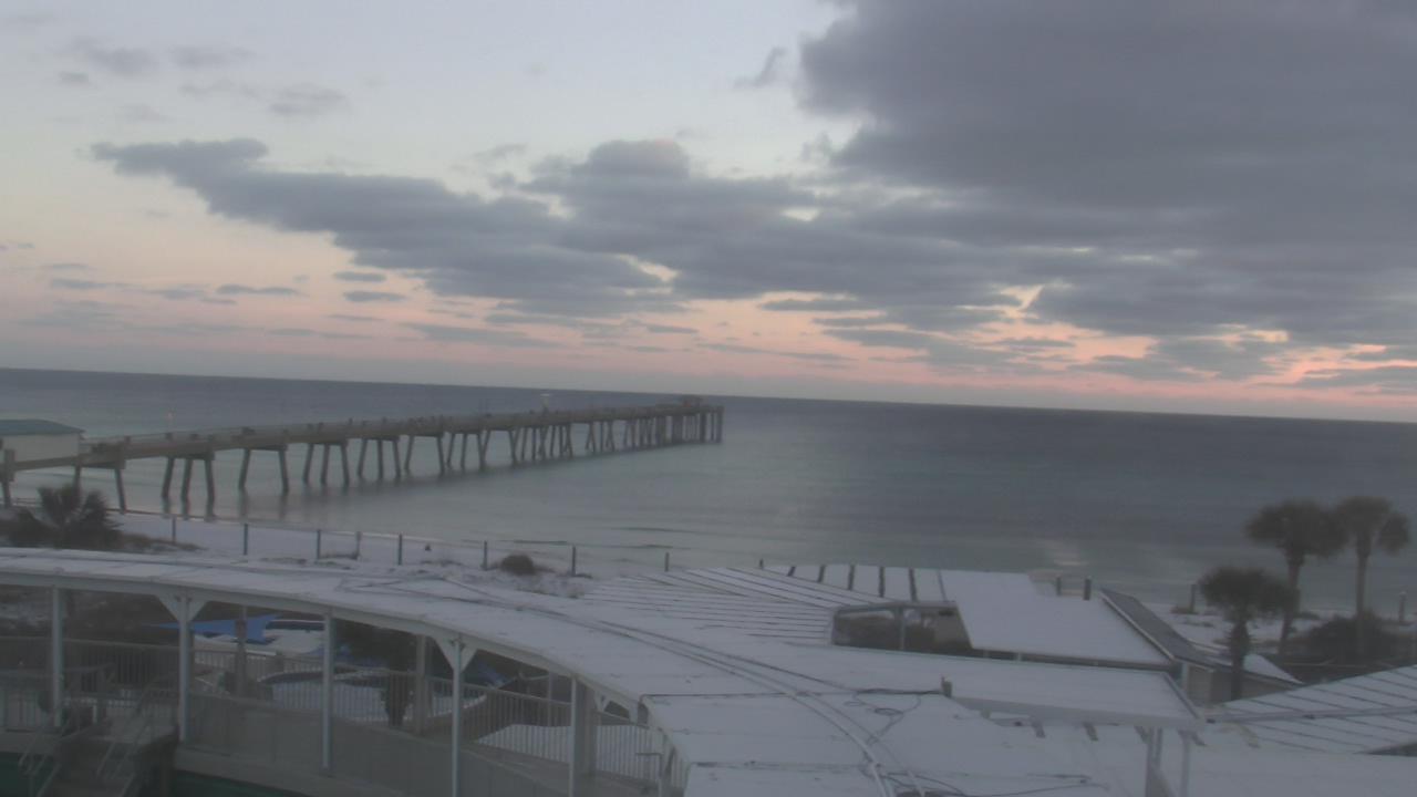 Thumbnail for current weather camera view from The Gulfarium in Fort Walton Beach, Florida